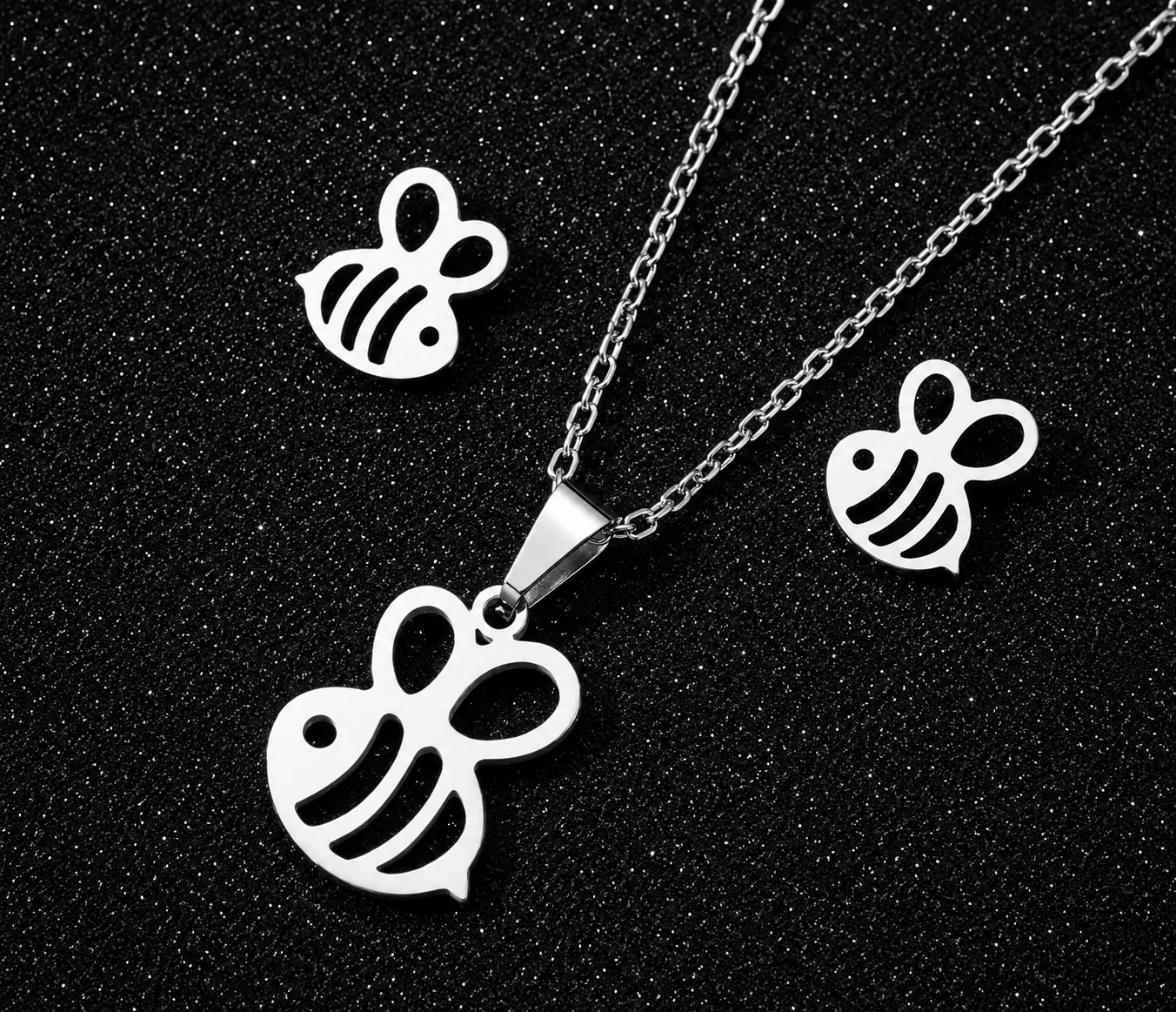 BEE BELLA - set náušnic a náhrdelníku z chirurgické oceli